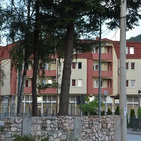 Arabella 3*